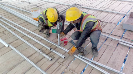 晝夜鏖戰搶工期 全速推進45萬噸高檔信息紙項目建筑安裝工程